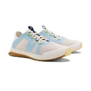 OluKai Women's Huia Athletic Shoes